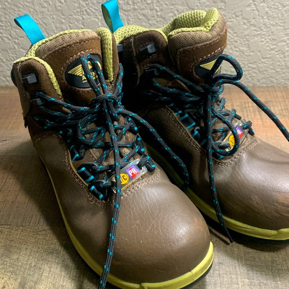 Women’s Avenger Steel Toe Boot 8